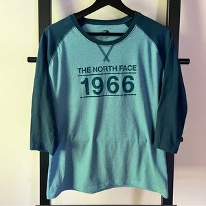 The North Face 3/4 Sleeve Multicolor Outdoor Top Women’s L